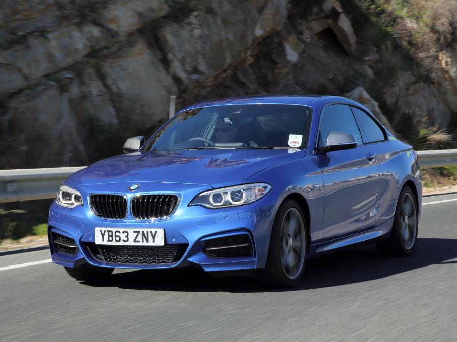  BMW M235i Coupe 2014 года  (UK) (фото 3 из 9)